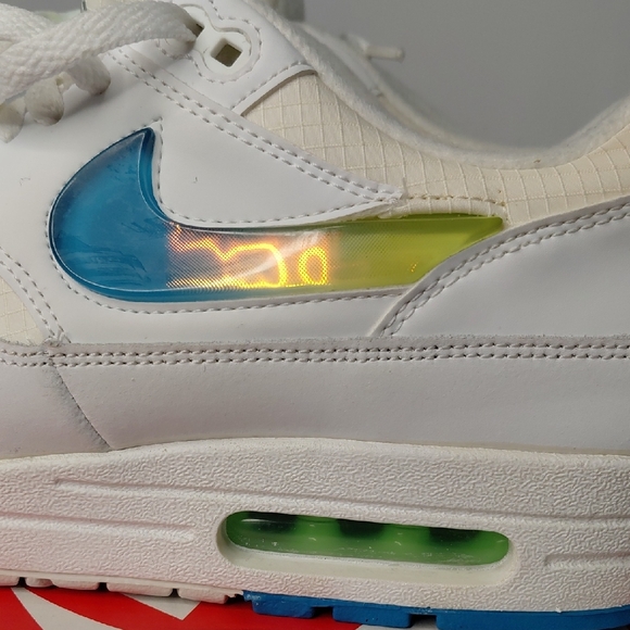 Nike Air Max 1 SE White with Blue and Iridescent Accents - Picture 4 of 8